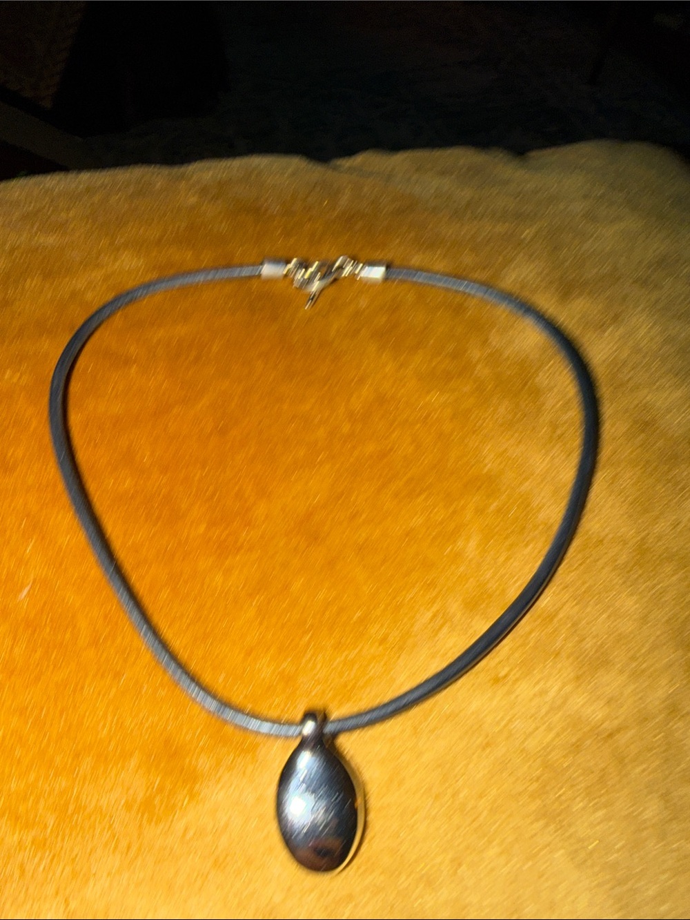 Ralph Lauren Vintage Liquid Silver Teardrop Leather Cord Choker Necklace